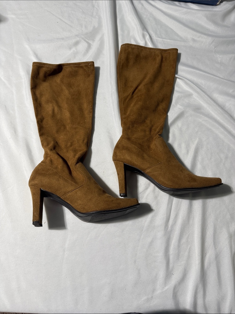 Rinaldi Taupe Suede Knee-High Heeled Boots – Size 6 Y2K Minimalist Quiet Luxury